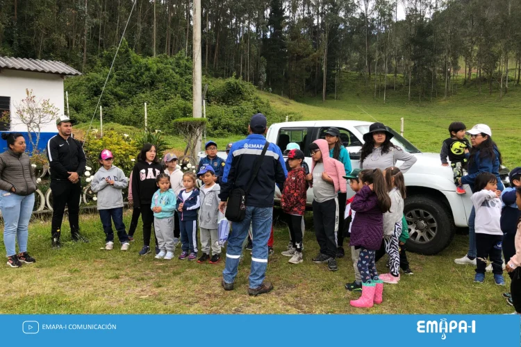 Estudiantes de la Escuela “Casa Belén”, visitaron Guaraczapas